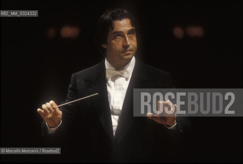 Venice, 1995. Conductor Riccardo Muti performing at La Fenice Theater / Venezia, 1995. Il direttore dorchestra Riccardo Muti durante un concerto al Teatro La Fenice - ©Marcello Mencarini/Rosebud2