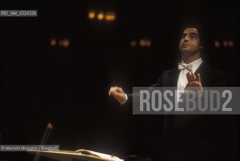 Venice, 1995. Conductor Riccardo Muti performing at La Fenice Theater / Venezia, 1995. Il direttore dorchestra Riccardo Muti durante un concerto al Teatro La Fenice - ©Marcello Mencarini/Rosebud2