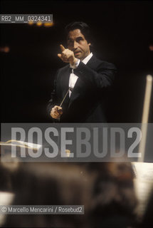 Venice, 1995. Conductor Riccardo Muti performing at La Fenice Theater / Venezia, 1995. Il direttore dorchestra Riccardo Muti durante un concerto al Teatro La Fenice - ©Marcello Mencarini/Rosebud2