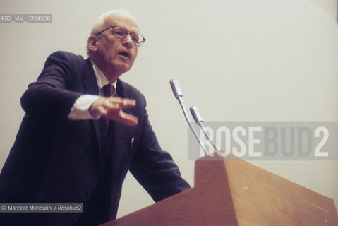 Rome, 1994. German philosopher Ernst Nolte during a lecture / Roma, 1994. Il filosofo tedesco Etrnst Nolte durante una conferenza - ©Marcello Mencarini/Rosebud2