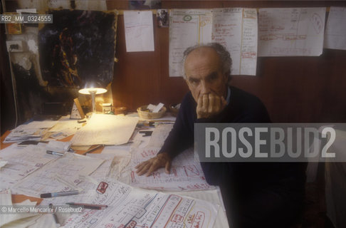 Venice, 1988. Italian composer Luigi Nono in his house / Venezia, 1988. Il compositore Luigi Nono nella sua casa - ©Marcello Mencarini/Rosebud2