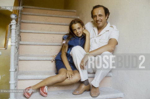 Pesaro, 1984. Italian opera singer baritone Leo Nucci and his daughter Cinzia / Pesaro, 1984. Il cantante lirico Leo Nucci con sua figlia Cinzia - ©Marcello Mencarini/Rosebud2