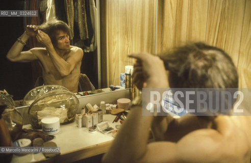 Russian ballet dancer Rudolph Nureyev in his dressing room (about 1985) / Il ballerino Rudolph Nureyev nel suo camerino (1985 circa) - ©Marcello Mencarini/Rosebud2