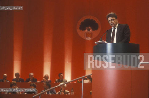 Secretary of Italian Communist Party Achille Occhetto at XXth Rimini congress in February 1991, when Italian Communist Party changed its name to Democratic Party of the Left / Il segretario del Partito Comunista Italiano Achille Occhetto al XX° Congresso del PCI-PDS che si tenne a Rimini nel 1991, quando il Partito Comunista Italiano divenne Partito Democratico della Sinistra (PDS) - ©Marcello Mencarini/Rosebud2