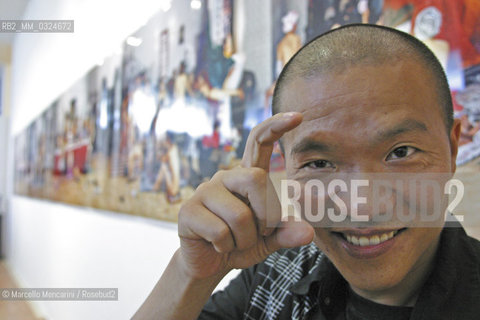 Bologna, June 2004, Officina Asia art exhibition. Chinese artist Wang Qingsong / Bologna, giugno 2004, Mostra darte Officina Asia. Lartista cinese Wang Qingsong - ©Marcello Mencarini/Rosebud2