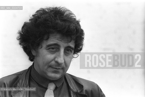 Italian artist Claudio Olivieri at Venice Film Festival 1980 / Lartista Claudio Olivieri alla Biennale Arte di Venezia 1980 - ©Marcello Mencarini/Rosebud2