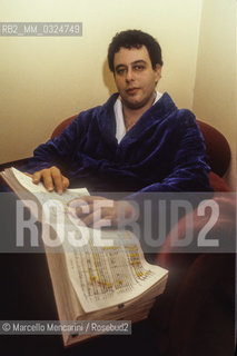 Israeli conductor Dalniel Oren in his dressing room (1981) / Il direttore dorchestra Daniel Oren in camerino (1981) - ©Marcello Mencarini/Rosebud2