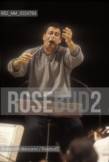 Rome, 1995. Israeli conductor Daniel Oren during a rehearsal / Roma, 1995 . Il direttore dorchestra Daniel Oren urante una prova - ©Marcello Mencarini/Rosebud2