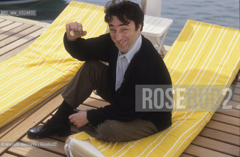 Cannes Film Festival 1991. Italian actors Silvio Orlando, in competition with the movie Il portaborse (The Yes Man) directed by Daniele Lucchetti / Festival del Cinema di Cannes 1991. Lattore  Silvio Orlando, in concorso con il film Il portaborse diretto da Daniele Lucchetti - ©Marcello Mencarini/Rosebud2