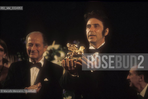 Venice Lido, Venice Film Festival 1994. Festival director Gillo Pontecorvo and American actor Al Pacino receiving Golden Lion for Lifetime Achievement / Lido di Venezia, Mostra del Cinema di Venezia 1994. Il direttore della Mostra Gillo Pontecorvo e lattore Al Pacino che riceve il Leone doro alla carriera - ©Marcello Mencarini/Rosebud2