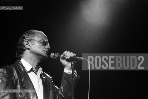 Italian singer-songwriter Gino Paoli performing (about 1985) / Il cantante Gino paoli in concerto (1985 circa) - ©Marcello Mencarini/Rosebud2