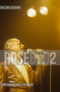 Italian singer-songwriter Gino Paoli performing (about 1985) / Il cantante Gino paoli in concerto (1985 circa) - ©Marcello Mencarini/Rosebud2