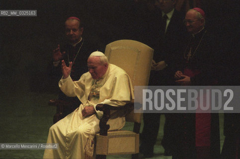 Vatican City, St. Peters Basilica, about 1999. Pope John Paul II and his personal secretary Cardinal Stanislaw Dziwisz / Città del Vaticano, Basilica di San Pietro,1999 circa. Papa Giovanni Paolo II e il suo segretario particolare, il cardinale Stanislaw Dziwisz,1999 circa - ©Marcello Mencarini/Rosebud2