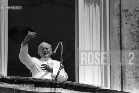 Vatican City, 1979. Pope John Paul II speaking from the window of the Apostolic Palace / Città del Vaticano, 1979. Papa Giovanni Paolo II mentre parla dalla finestra del Palazzo apostolico - ©Marcello Mencarini/Rosebud2