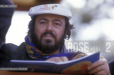 Rome, Piazza di Siena Fixdesign Show Jumping, 1987. Tenor Luciano Pavarotti / Roma, concorso ippico di Piazza di Siena, 1987. Il tenore Luciano Pavarotti - ©Marcello Mencarini/Rosebud2