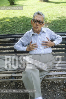 Rome, 1979. Italian composer Goffredo Petrassi on a bench at Villa Borghese / Roma, 1979. Il compositore Goffredo Petrassi su una panchina a villa Borghese - ©Marcello Mencarini/Rosebud2