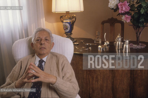 Rome, 1990. Italian composer Goffredo Petrassi in his home / Roma, 1990. Il compositore Goffredo Petrassi nella sua casa - ©Marcello Mencarini/Rosebud2