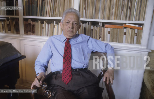 Rome, 1994. Italian composer Goffredo Petrassi in his home / Roma, 1994. Il compositore Goffredo Petrassi nella sua casa - ©Marcello Mencarini/Rosebud2