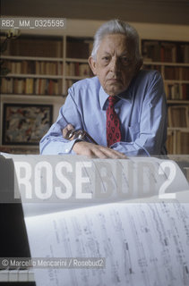 Rome, 1994. Italian composer Goffredo Petrassi in his home / Roma, 1994. Il compositore Goffredo Petrassi nella sua casa - ©Marcello Mencarini/Rosebud2