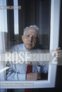 Rome, 1994. Italian composer Goffredo Petrassi in his home / Roma, 1994. Il compositore Goffredo Petrassi nella sua casa - ©Marcello Mencarini/Rosebud2