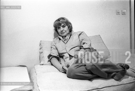 Rome, 1980. Literary critic, writer and Italian translator of the Beat Generation writers Fernanda Pivano in his home / Roma, 1980. La scrittrice, critica letteraria e traduttrice degli scrittori della Beat Generation Fernanda Pivano nella sua casa - ©Marcello Mencarini/Rosebud2