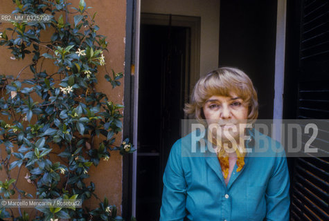 Rome, 1980. Literary critic, writer and Italian translator of the Beat Generation writers Fernanda Pivano in his home / Roma, 1980. La scrittrice, critica letteraria e traduttrice degli scrittori della Beat Generation Fernanda Pivano nella sua casa - ©Marcello Mencarini/Rosebud2