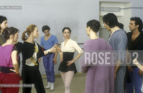 Rome Opera House, 1984. Russian ballet dancer Maja Plisetskaja during a training / Teatro dellOpera di Roma 1984. La ballerina russa Maja Plissetskaja durante un allenamento - ©Marcello Mencarini/Rosebud2