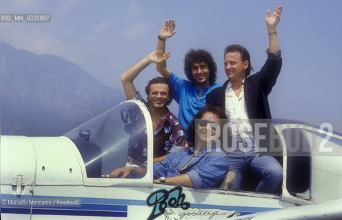 Trento, 1987. Italian pop group The Pooh: Dodi Battaglia, Stefano DOrazio, Roberto Facchinetti, Red Canzian / Trento, 1987. Il gruppo pop dei Pooh: Stefano DOrazio, Dodi Battaglia, Roberto Facchinetti, Red Canzian  - ©Marcello Mencarini/Rosebud2