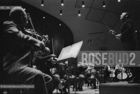 French conductor Georges Prêtre performing (about 1980) / Il direttore dorchestra Georges Prêtre (1980 circa) - ©Marcello Mencarini/Rosebud2