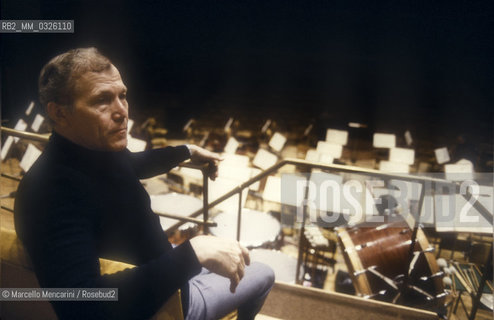 Rome, Rome, Pius XII Auditorium (concert hall of the Santa Cecilia Academy Orchestra), about 1980. French conductor George Prêtre / Roma, Auditorium Pio XII (sede dei concerti dellorchestra dellAccademia nazionale di Santa Cecilia), 1980 circa. Il direttore dorchestra George Prêtre - ©Marcello Mencarini/Rosebud2