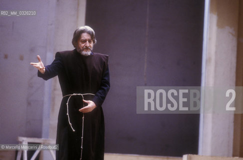 Rome, 1984. Actor Franco Parenti in I promessi sposi alla prova (The Betrothed to the Test) directed by himself and written by Giovanni Testori / Roma, 1984. Lattore Franco Parenti in I promessi sposi alla prova diretto da lui stesso e scritto da Giovanni Testori - ©Marcello Mencarini/Rosebud2