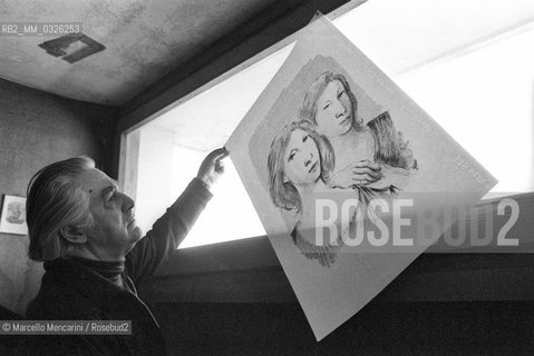 Rome, 1981. Italian painter Domenico Purificato in his studio / Roma, 1981. Il pittore Domenico Purificato nel suo studio - ©Marcello Mencarini/Rosebud2