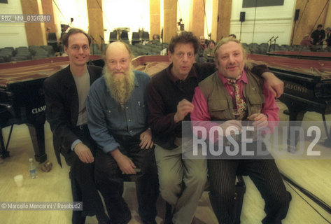 Rome, Palazzo delle Esposizioni, November 1999. Composers Charlemagne Palestine, Philip Glass, Terry Riley and Michael Harrison during the rehearsal of their concert Four Pianos / Roma, Palazzo delle Esposizioni, novembre 1999. I compositori Charlemagne Palestine, Philip Glass, Terry Riley and Michael Harrison durante le prove del concerto Quattro pianoforti - ©Marcello Mencarini/Rosebud2