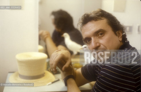 Italian bass-baritone opera singer Ruggero Raimondi in his dressing room (about 1983) / Il basso-baritono Ruggero Raimondi nel suo camerino (1983 circa) - ©Marcello Mencarini/Rosebud2