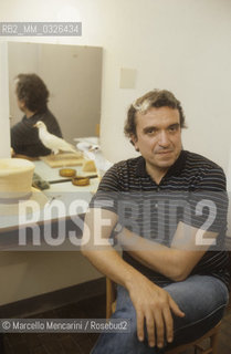 Italian bass-baritone opera singer Ruggero Raimondi in his dressing room (about 1983) / Il basso-baritono Ruggero Raimondi nel suo camerino (1983 circa) - ©Marcello Mencarini/Rosebud2