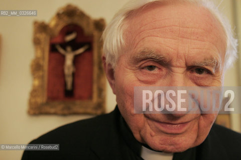 GEORG RATZINGER, brother of JOSEPH RATZINGER (Pope Benedict XVI), at home. Regensburg (D), 21 April 2005 / GEORG RATZINGER, il fratello di JOSEPH RATZINGER (Papa Benedetto XVI) nella sua casa di Ratisbona (D). 21 aprile 2005 - ©Marcello Mencarini/Rosebud2