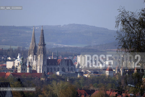 Regensburg (D), the city where GEORG RATZINGER (Pope Benedict XVI) lives. 21  April 2005 / Regensburg (D), la città dove vive GEORG RATZINGER, fratello di JOSEPH RATZINGER (Papa Benedetto XVI). 21 aprile 2005 - ©Marcello Mencarini/Rosebud2