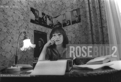 Rome, 1979. Italian writer Lidia Ravera in her house / Roma, 1979. La scrittrice Lidia Ravera nella sua casa - ©Marcello Mencarini/Rosebud2