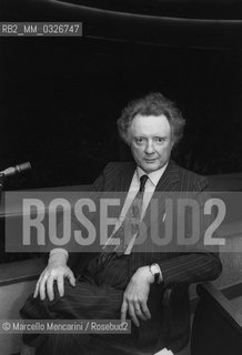 Italian physicist Tullio Regge during a lesson (1981) / Il fisico Tullio Regge durante una lezione (1981) - ©Marcello Mencarini/Rosebud2