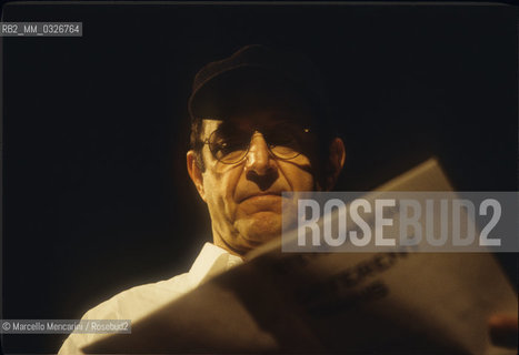 Mestre (Venice), Toniolo Theater, 1998. American composer Steve Reich during the rehearsal of his work  Different Trains / Mestre (Venezia), Teatro Toniolo, 1998. Il compositore Steve Reich durante le prove di Different Trains - ©Marcello Mencarini/Rosebud2