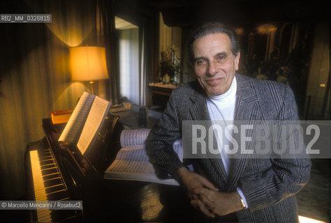 Rignano Flaminio (Rome), 1990. Italian conductor Nicola Rescigno / Rignano Flaminio (Roma), 1990.Il direttore dorchestra Nicola Rescigno - ©Marcello Mencarini/Rosebud2