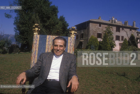 Rignano Flaminio (Rome), 1990. Italian conductor Nicola Rescigno in the garden of his house / Rignano Flaminio (Roma), 1990.Il direttore dorchestra Nicola Rescigno nel giardino della sua casa - ©Marcello Mencarini/Rosebud2