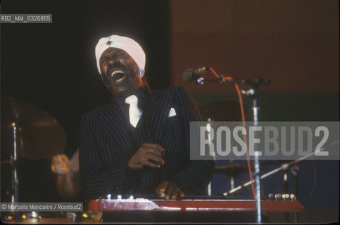 Rome, about 1985.  American blues singer and lap steel guitar player Sonny Rhodes (born Clarence Edward Smith) / Roma, 1985 circa. Il chitarrista blues Sonny Rhodes (Clarence Edward Smith) - ©Marcello Mencarini/Rosebud2