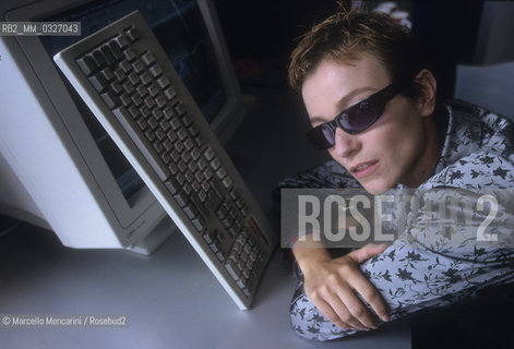 Venice Film Festival 1998. Italian actress Stefania Rocca, protagonist of the movie about virtual sex Viol@ directed by Donatella Maiorca / Mostra del Cinema di Venezia 1998. Lattrice Stefania Rocca, protagonista del film sul sesso virtuale Viol@ diretto da Donatella Maiorca - ©Marcello Mencarini/Rosebud2