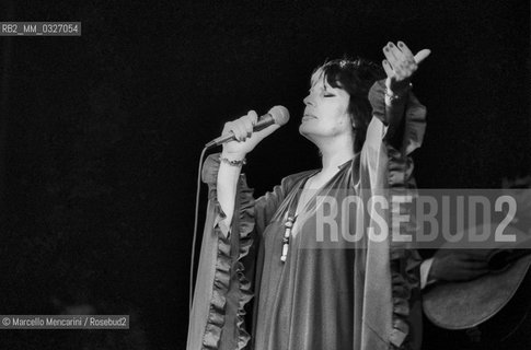 Portuguese fado singer Amalia Rodriguez performing (about 1980) / La cantante di fado Amalia Rodriguez durante un concerto (1980 circa) - ©Marcello Mencarini/Rosebud2