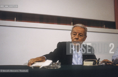 Venice Lido, Venice Film Festival, about 1985.  Italian film critic and director of the Festival, Gian Luigi Rondi / Lido di Venezia, Mostra del Cinema di Venezia, 1985 circa. Il critico cinematografico e direttore della Mostra Gian Luigi Rondi - ©Marcello Mencarini/Rosebud2