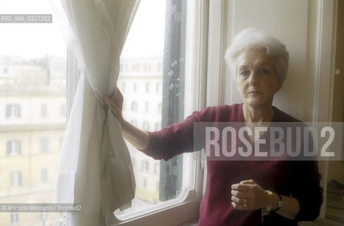 Rome, 1987. Italian journalist Rossana Rossanda in her house / Roma, 1987. La giornalista Rossana Rossanda nella sua casa - ©Marcello Mencarini/Rosebud2