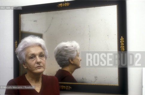 Rome, 1987. Italian journalist Rossana Rossanda in her house / Roma, 1987. La giornalista Rossana Rossanda nella sua casa - ©Marcello Mencarini/Rosebud2