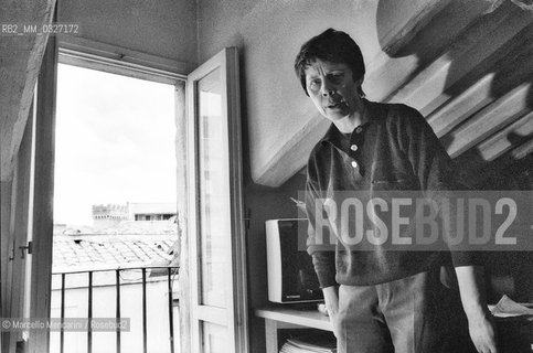 Rome, 1979. Italian poet Amelia Rosselli in her home / Roma, 1979. La poetessa Amelia Rosselli nella sua casa - ©Marcello Mencarini/Rosebud2