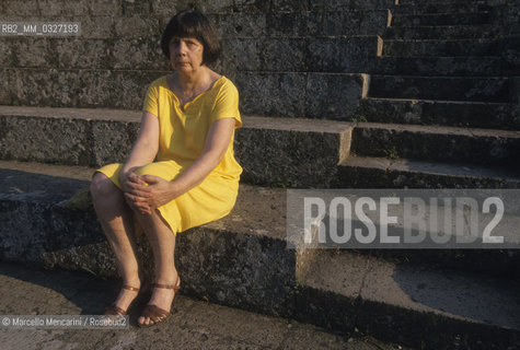 Ancient Ostia (Rome), 1994. Poetess Amelia Rosselli at Festival of the Poets / Ostia Antica (Roma), 1994. La poetessa Amelia Rosselli al Festival dei Poeti - ©Marcello Mencarini/Rosebud2